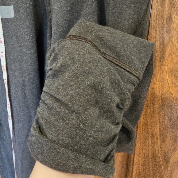 GapFit: Women's-Lrg, Gray, EUC, High Waisted Full Length Leggings, Ruched ankles - Picture 14 of 16